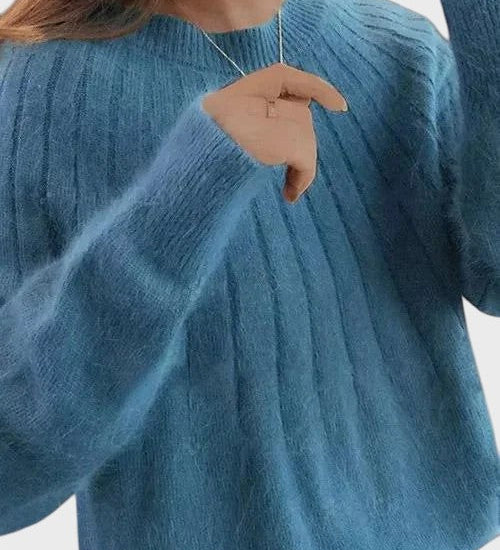 Irena™ - Пуловер с кръгло деколте и пухкава яка
