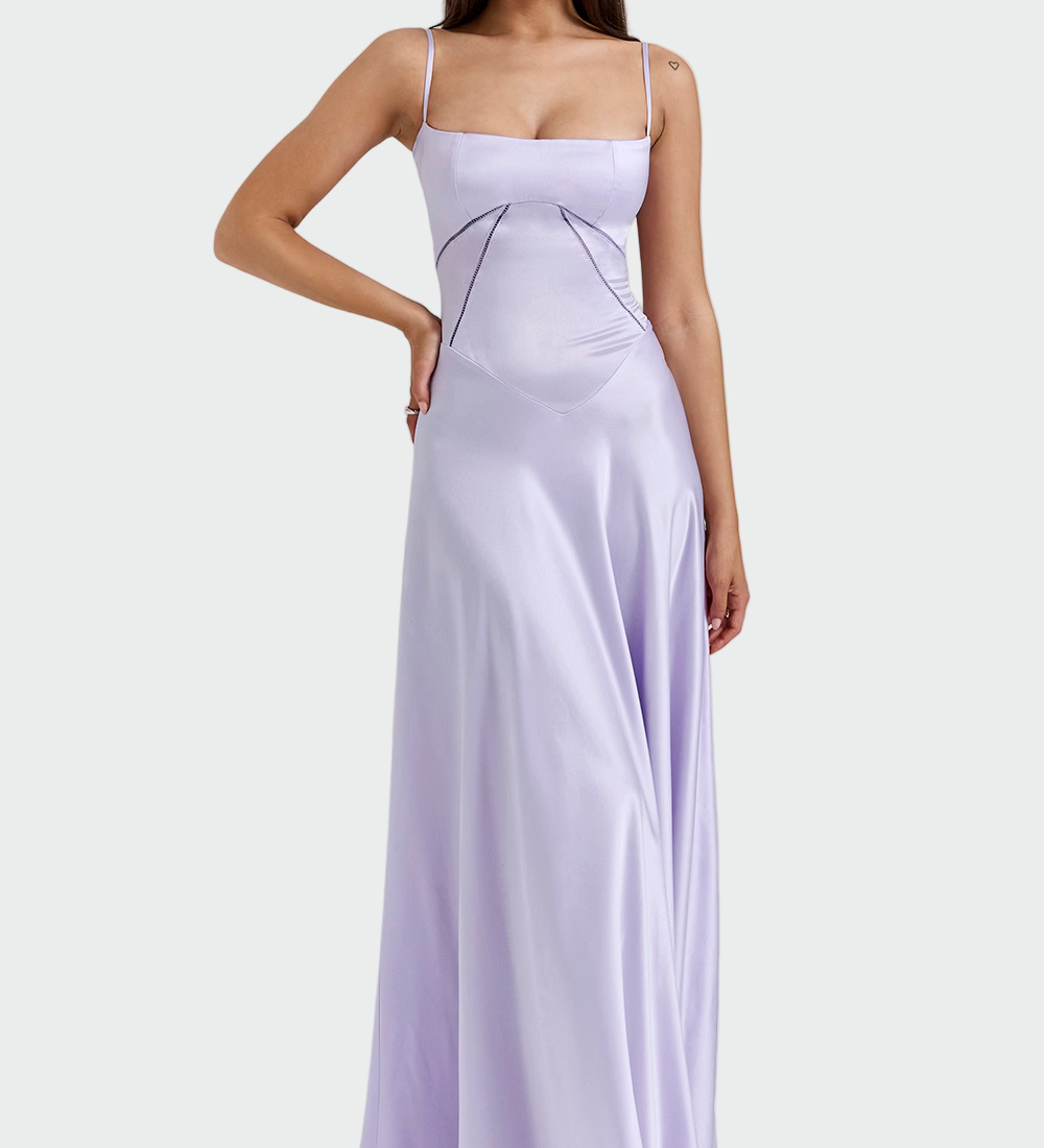 Сатенена макси рокля с тънки презрамки