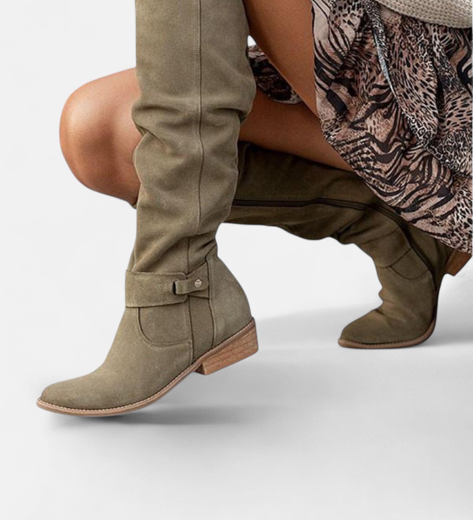 Лина – Удобни, топли дамски ботуши от велур