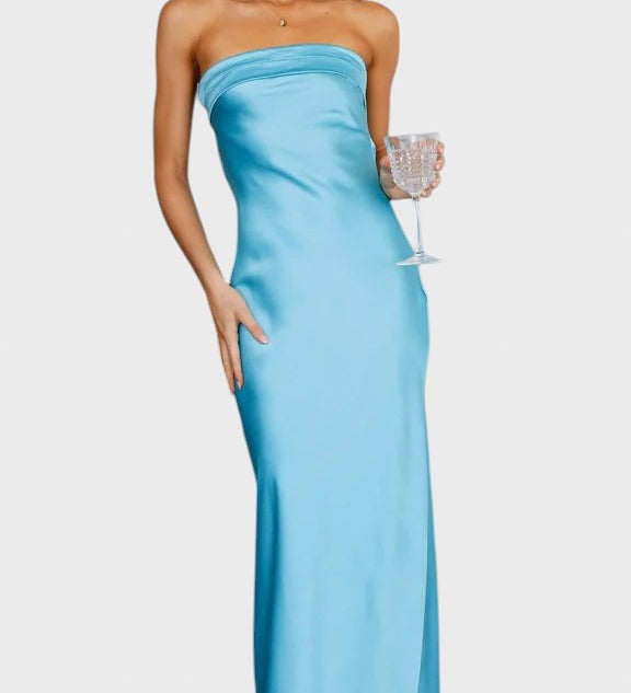 Ivomira™ - Дълга сатенена рокля