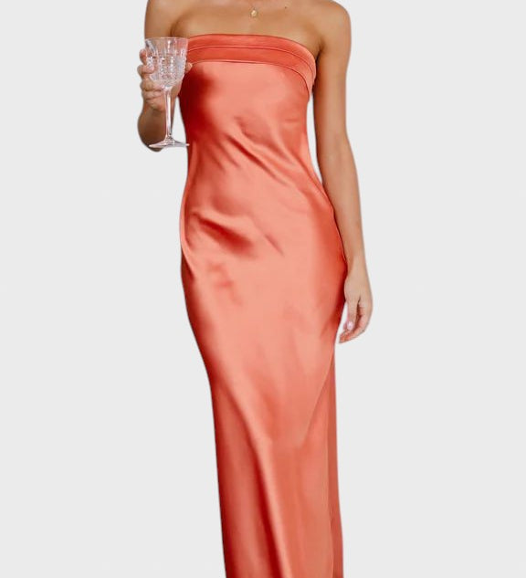 Ivomira™ - Дълга сатенена рокля