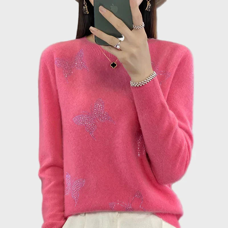 Анелия - Плетен Дамски Пуловер с Узор на Пеперуда