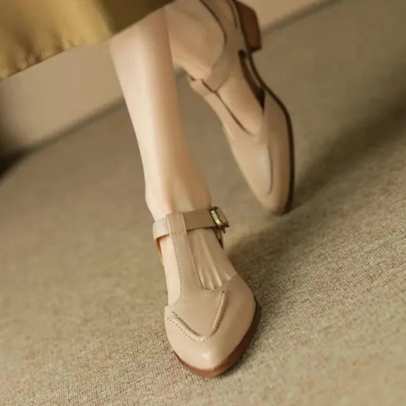 Обувки с катарама Aurenza