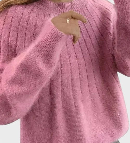 Irena™ - Пуловер с кръгло деколте и пухкава яка