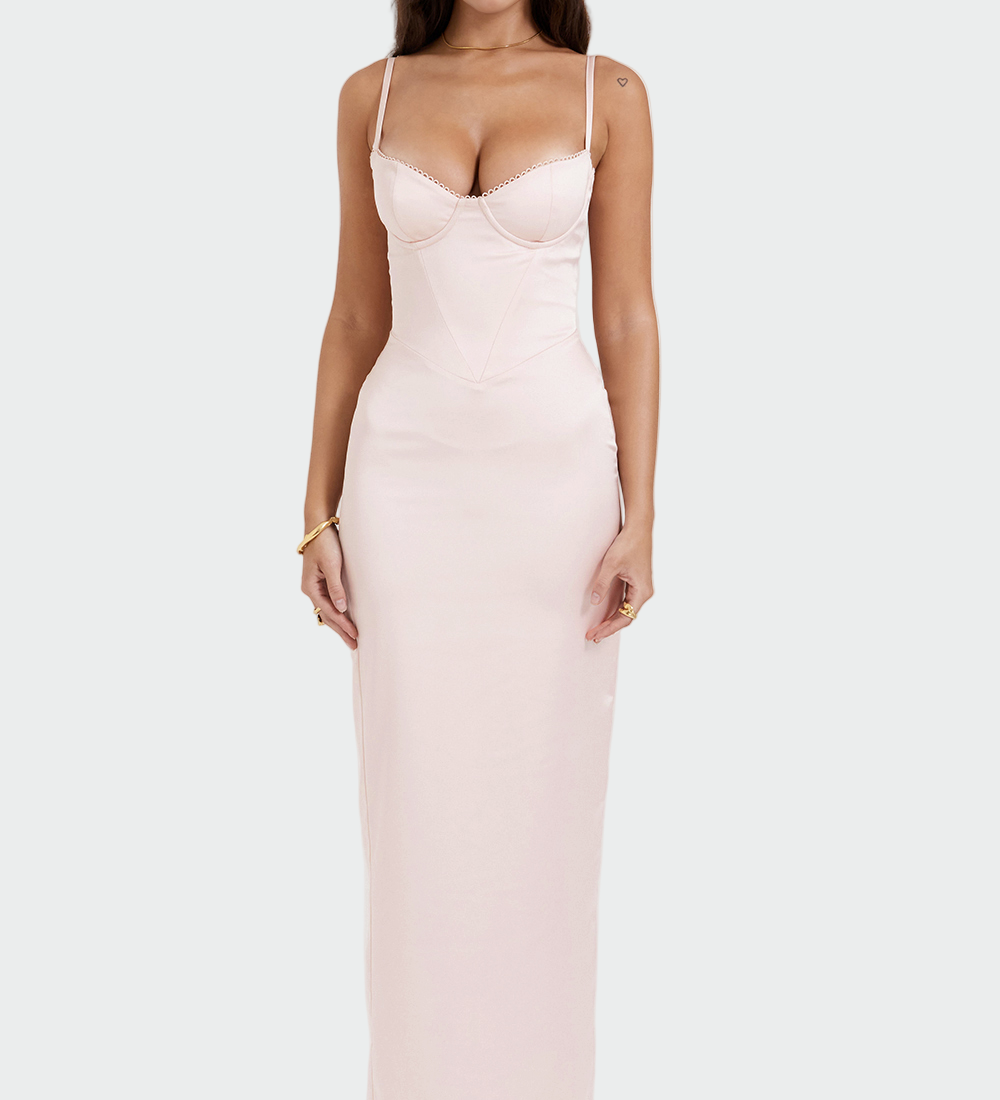 Сатенена рокля