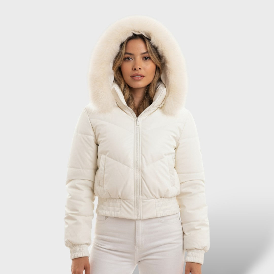 Къса якета с качулка и синтетичен косъм