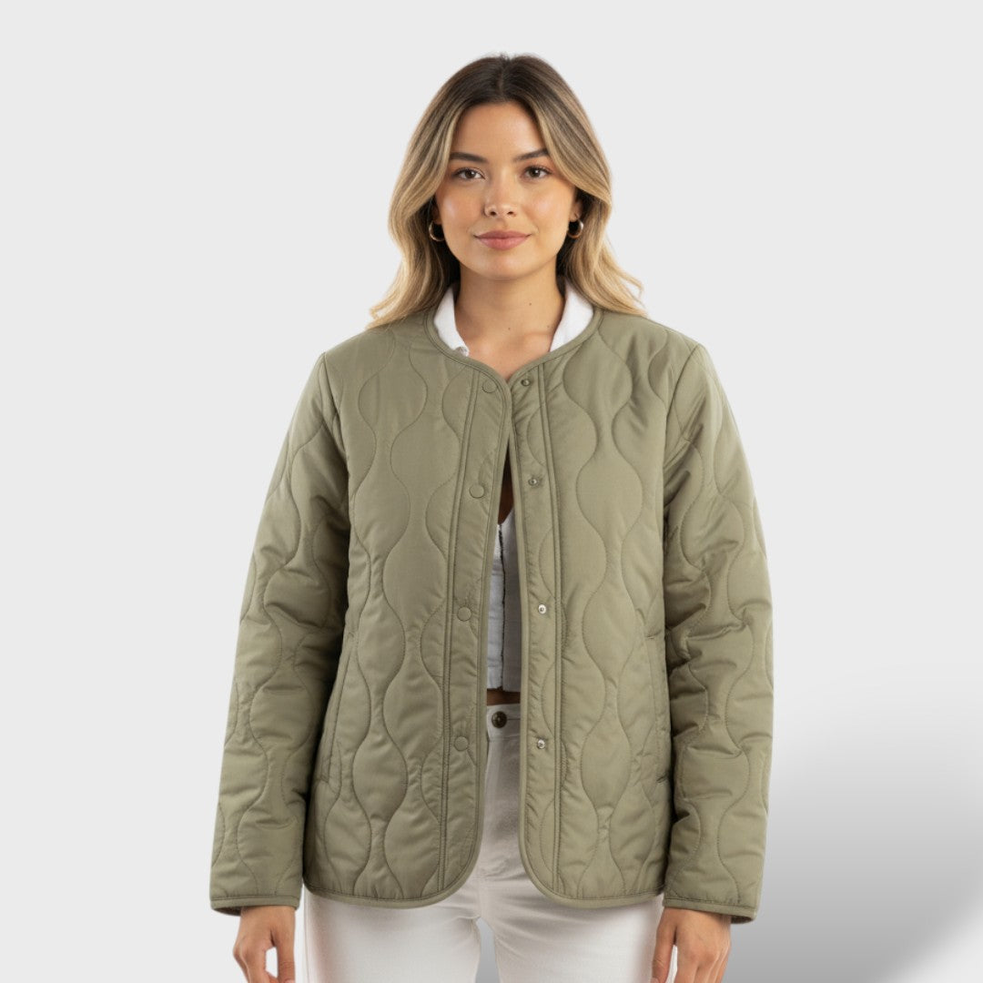 Пухенка с Квадратен Дизайн и Дълги Ръкави