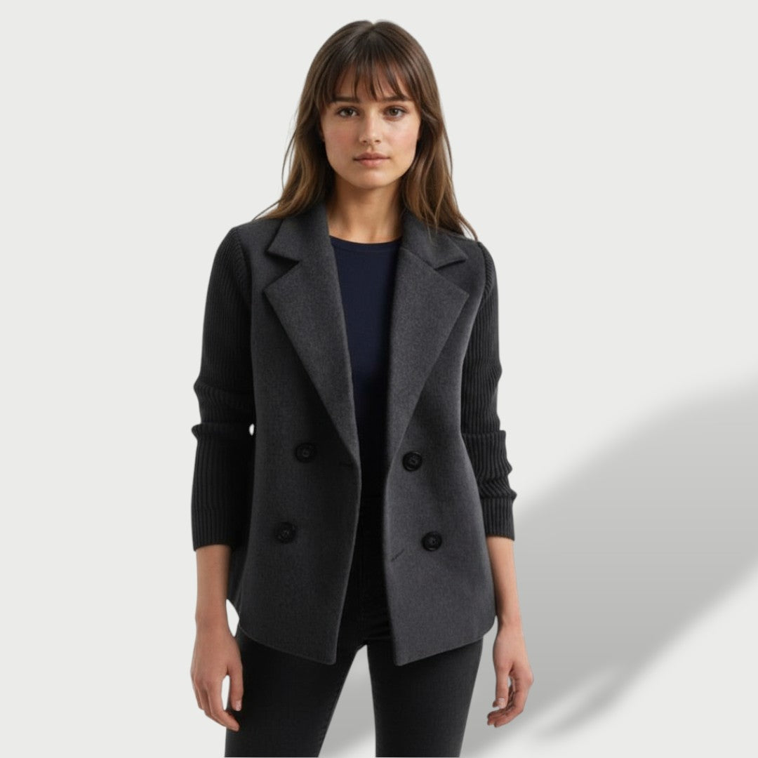 Елегантно дамско сако Amora с райе на ръкавите